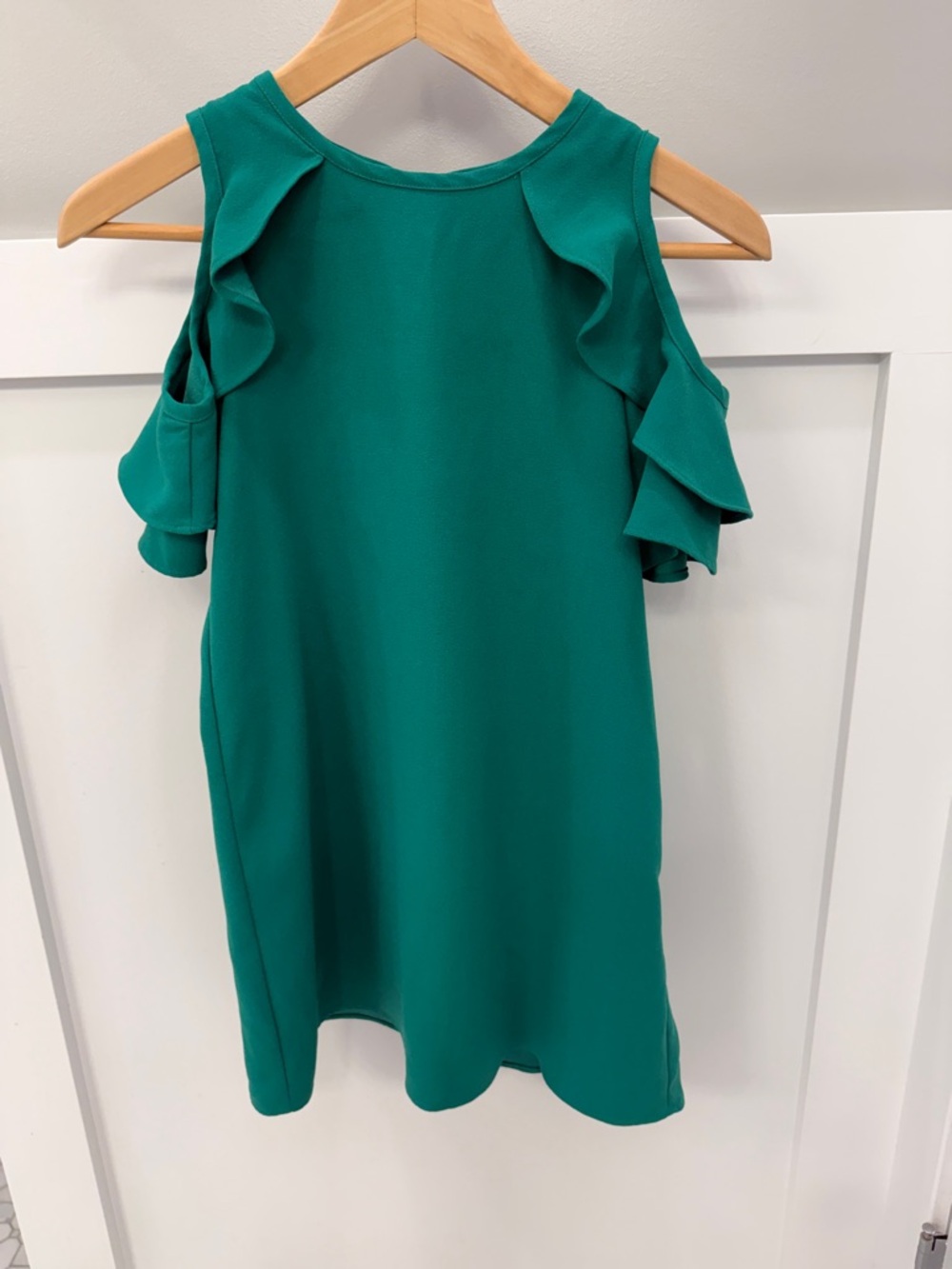 kate spade emerald green cold shoulder top